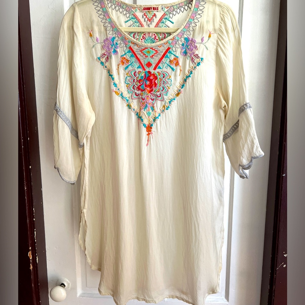 Johnny Was sz. Med embroidered tunic